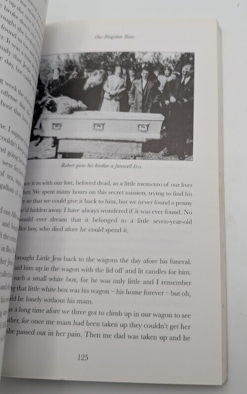Our Forgotten Years: A Gypsy Woman's Life on the Road by Maggie Smith-Bendell PB