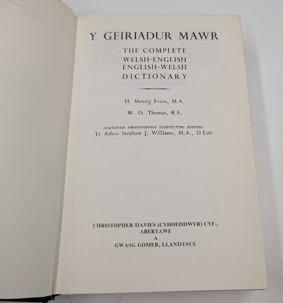 Y Geiriadur Mawr Complete Welsh English Welsh Dictionary