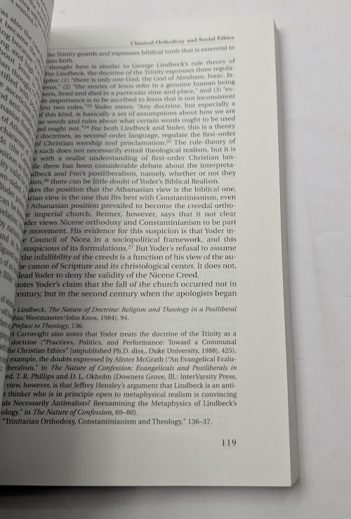 Politics of the Cross : Theology and Social Ethics of John Howard Yoder PB 2001