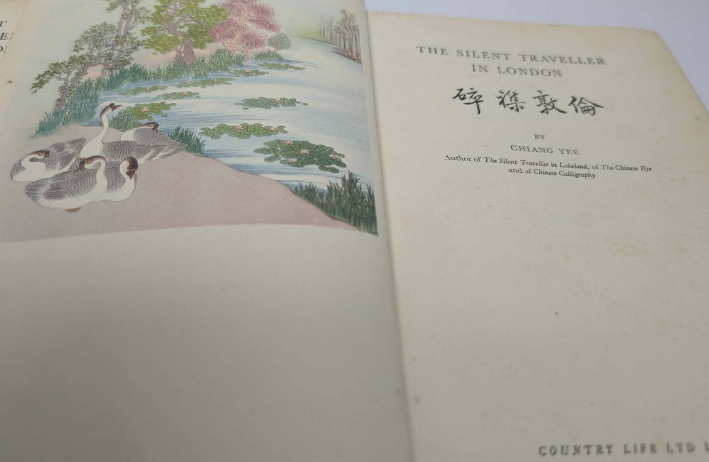 The Silent Traveller  - A Chinese artist in London + A Chinese artist in Lakeland 2 Volumes by Chiang Yee
