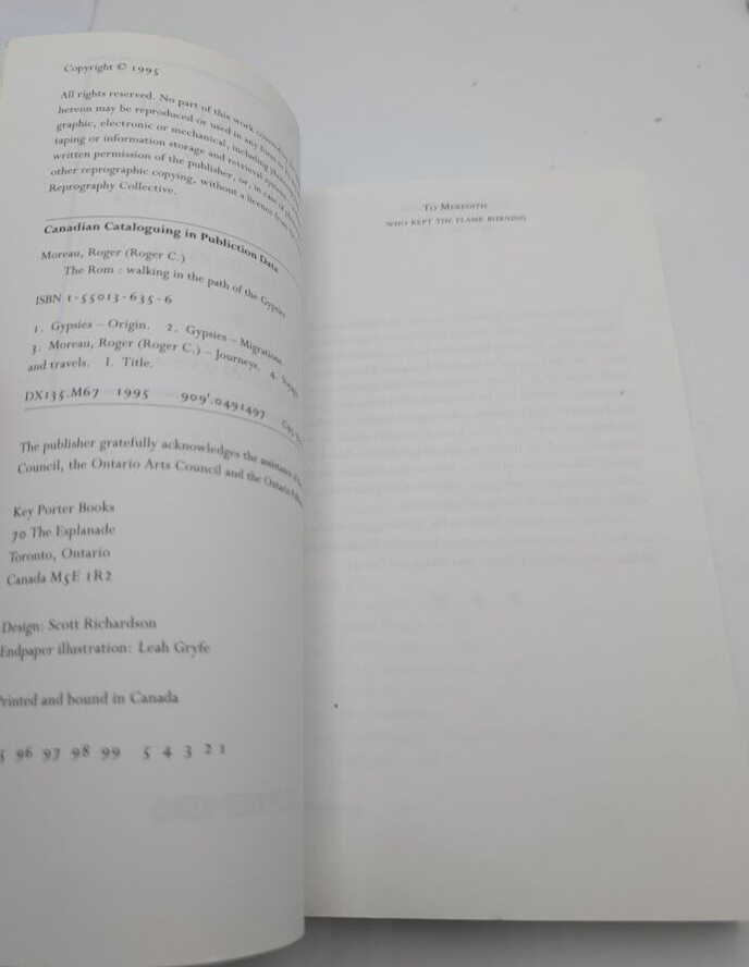 The Rom: Walking in the Paths of the Gypsies by Roger Moreau (Paperback 1995)