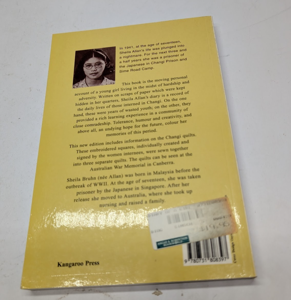 Diary of a Girl in Changi - WWII history first hand narrative. Paperback 2002