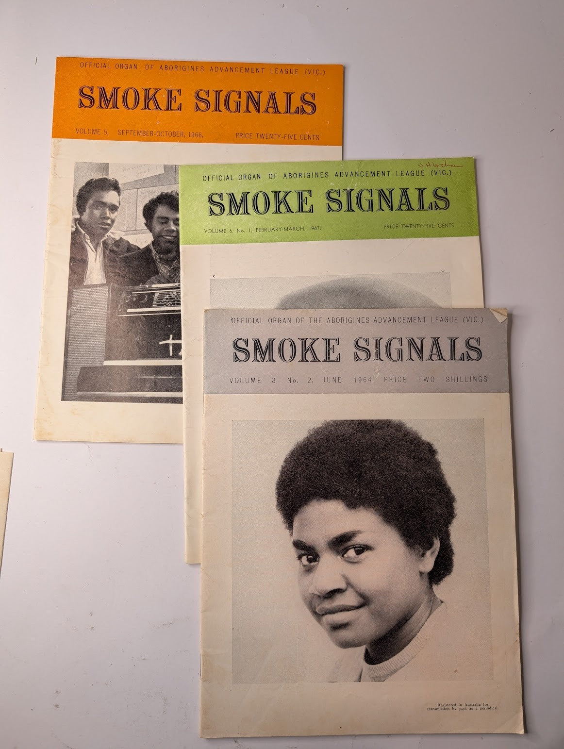 Smoke Signals Aborigines Advancement League 3 x vintage Journals PB 1960s