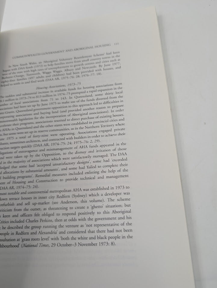 Settlement  a History of Australian Indigenous Housing by Peter Read (Paperback)