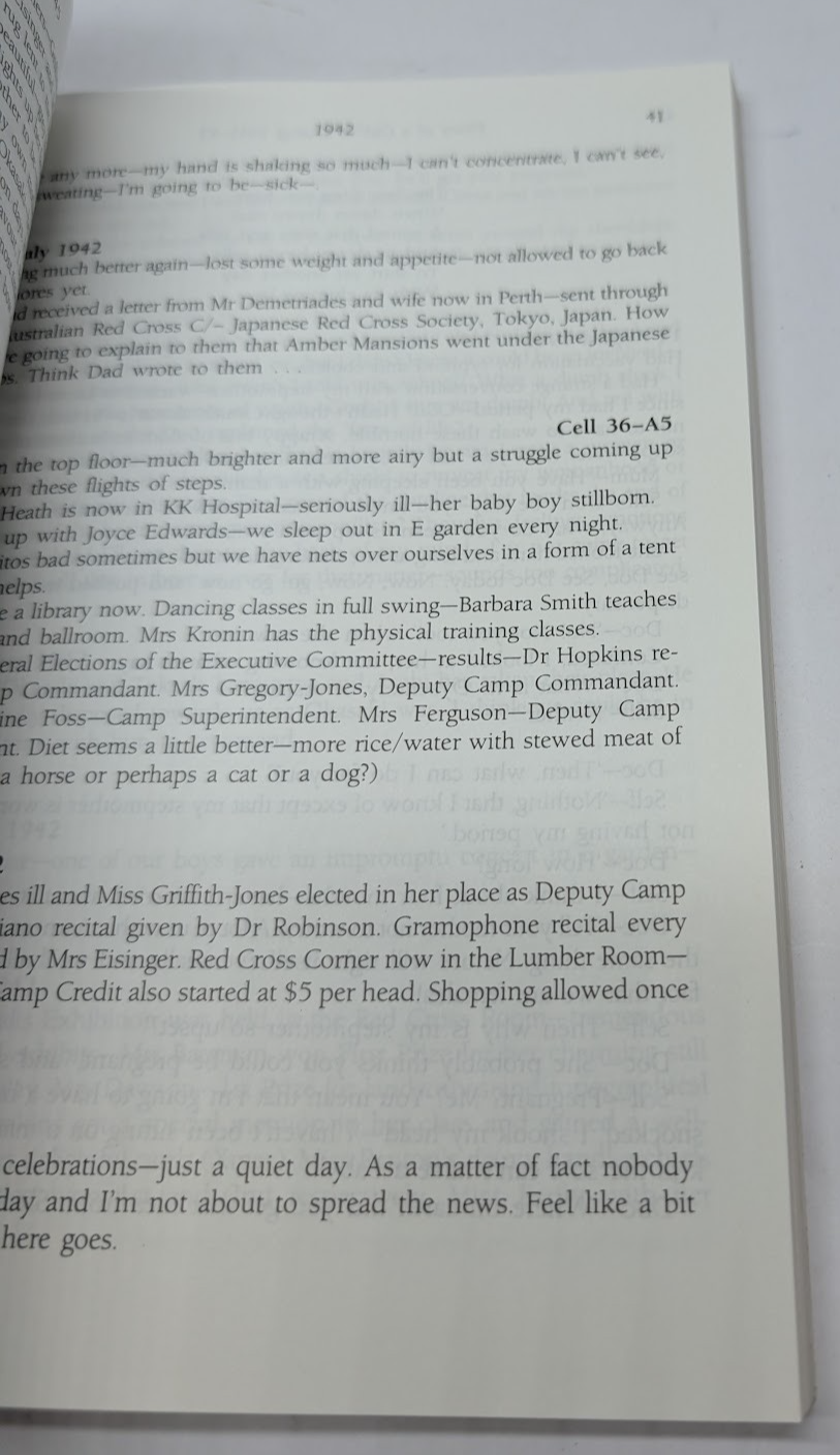 Diary of a Girl in Changi - WWII history first hand narrative. Paperback 2002