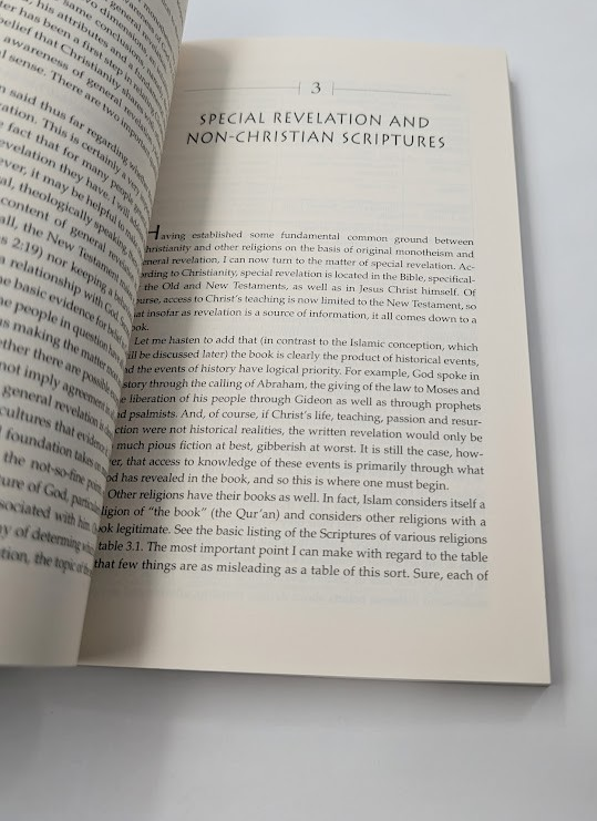 A Tapestry of Faiths Christianity & World Religions Winfried Corduan PB