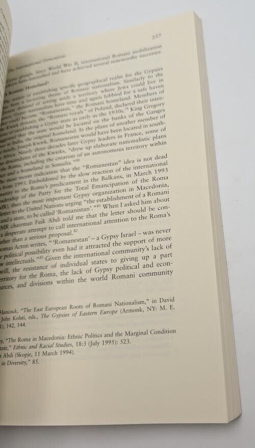The East European Gypsies: Regime Change, Marginality, and Ethnopolitics PB 2001