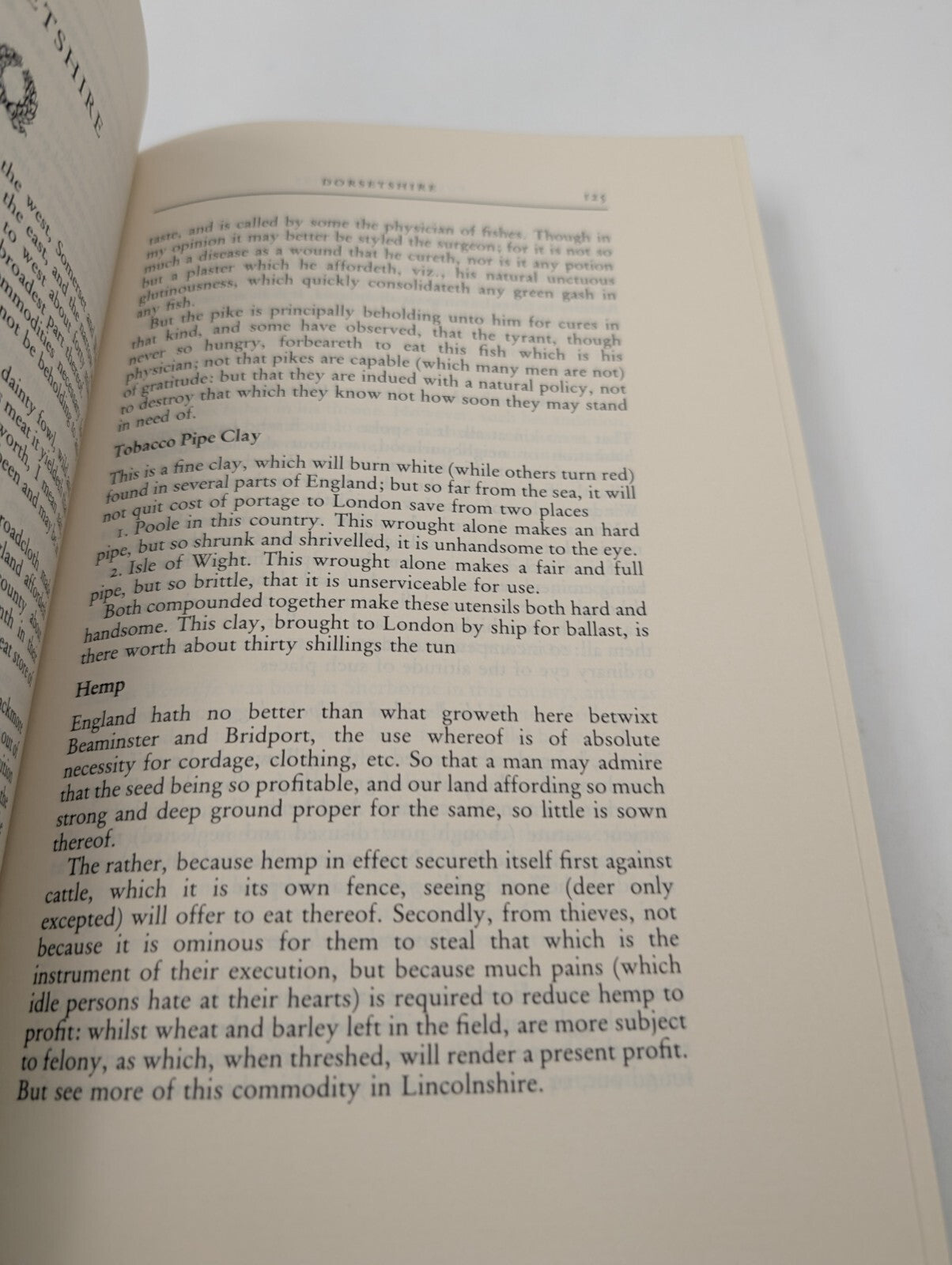 Fuller's Worthies Selected from Worthies of England Folio Society 1987 in case