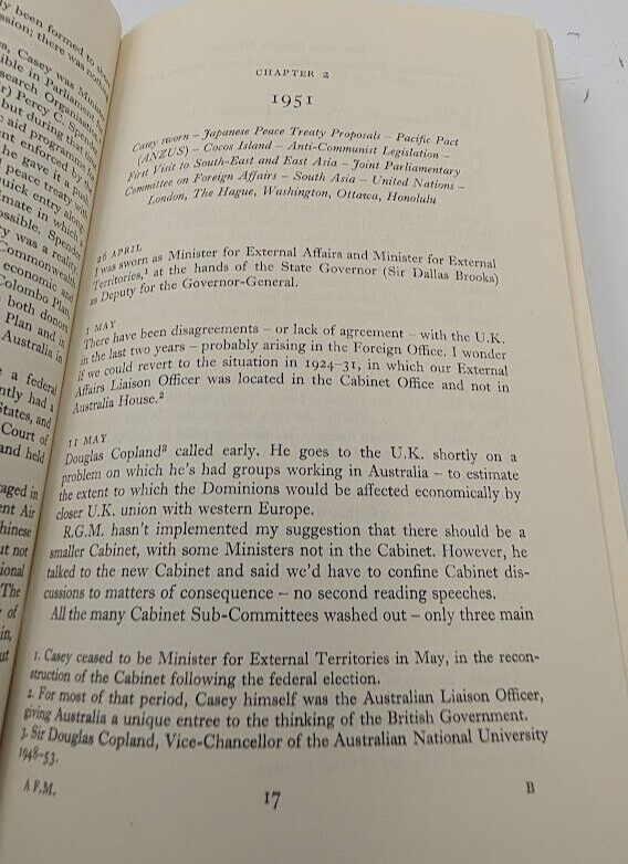 Australian Foreign Minister: The Diaries of R. G. Casey, 1951-60 - actual copy, photograph 7