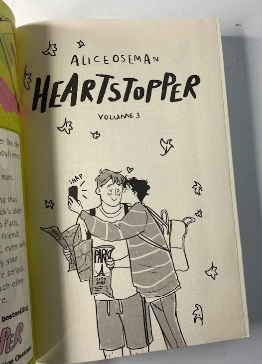 Heartstopper: Volume 3 - actual copy, photograph 4