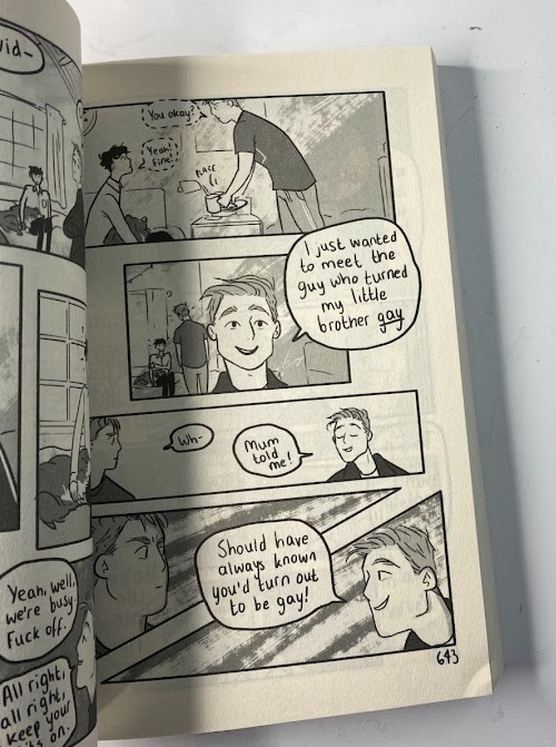 Heartstopper: Volume 3 - actual copy, photograph 5