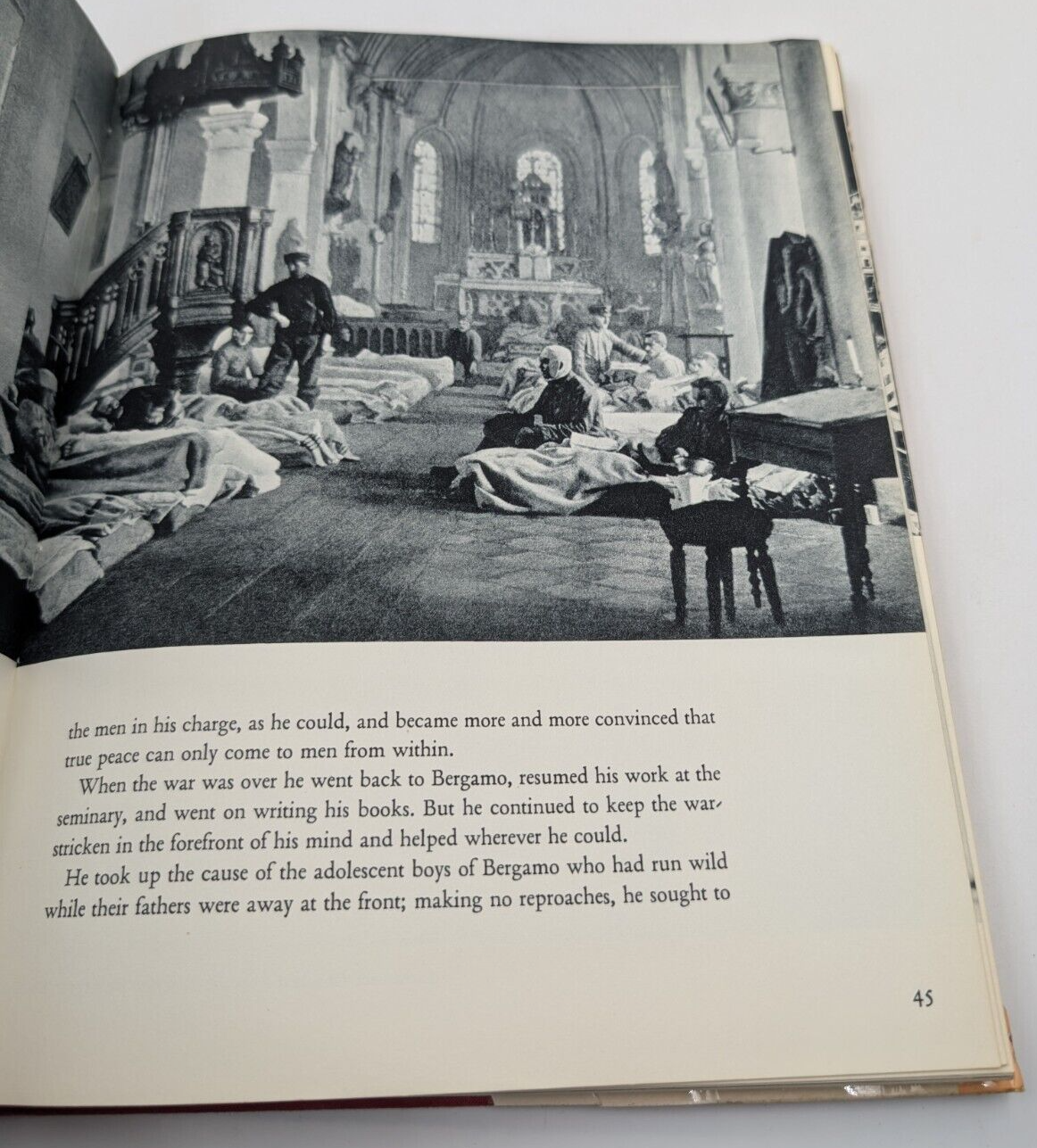 Pope John XXIII: A Pictorial Biography - actual copy, photograph 4