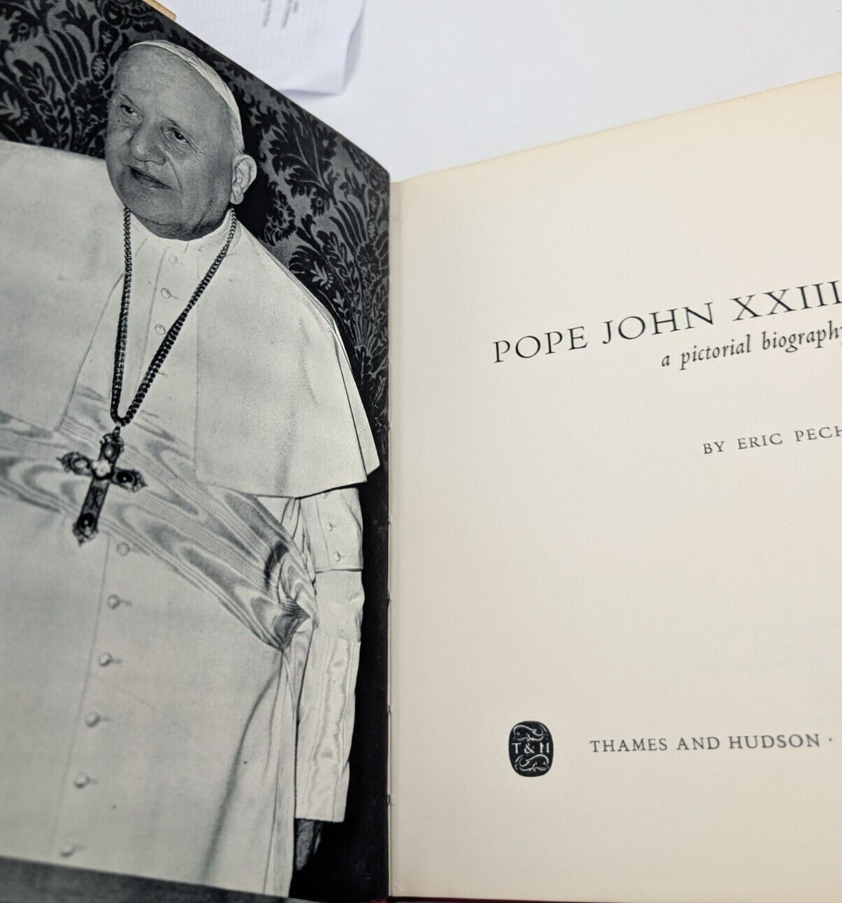Pope John XXIII: A Pictorial Biography - actual copy, photograph 7