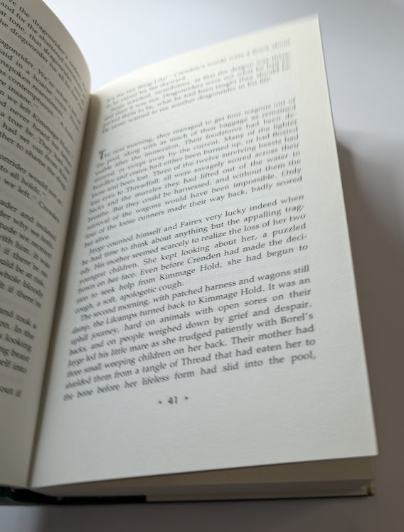 The Renegades of Pern - actual copy, photograph 6