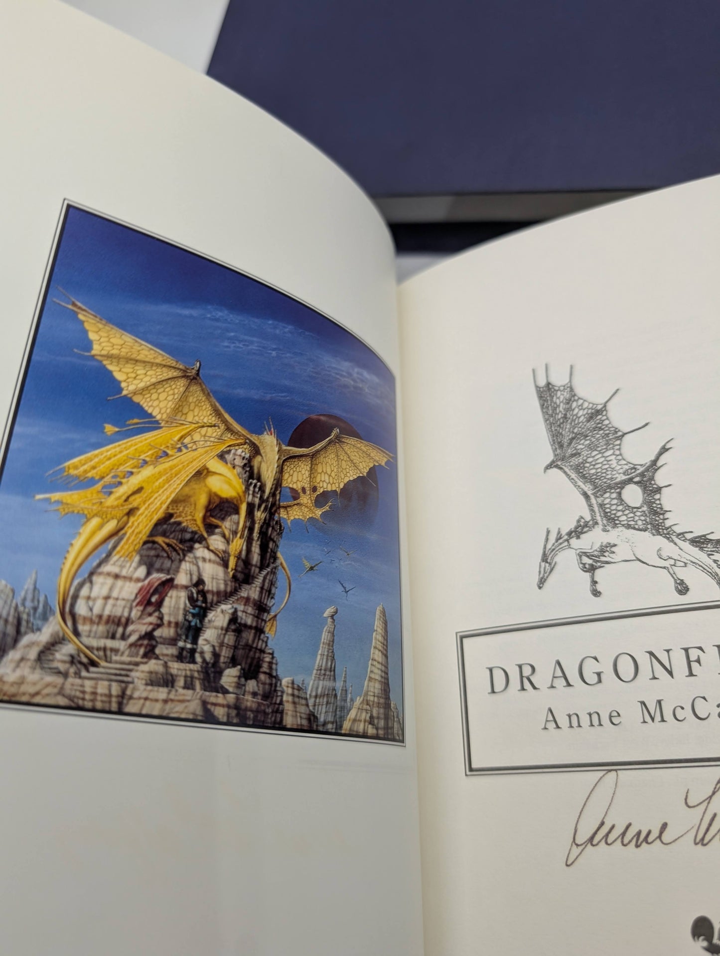 Dragonflight by Anne McCaffrey SIGNED Anniversary Limited Edition #636 in case
