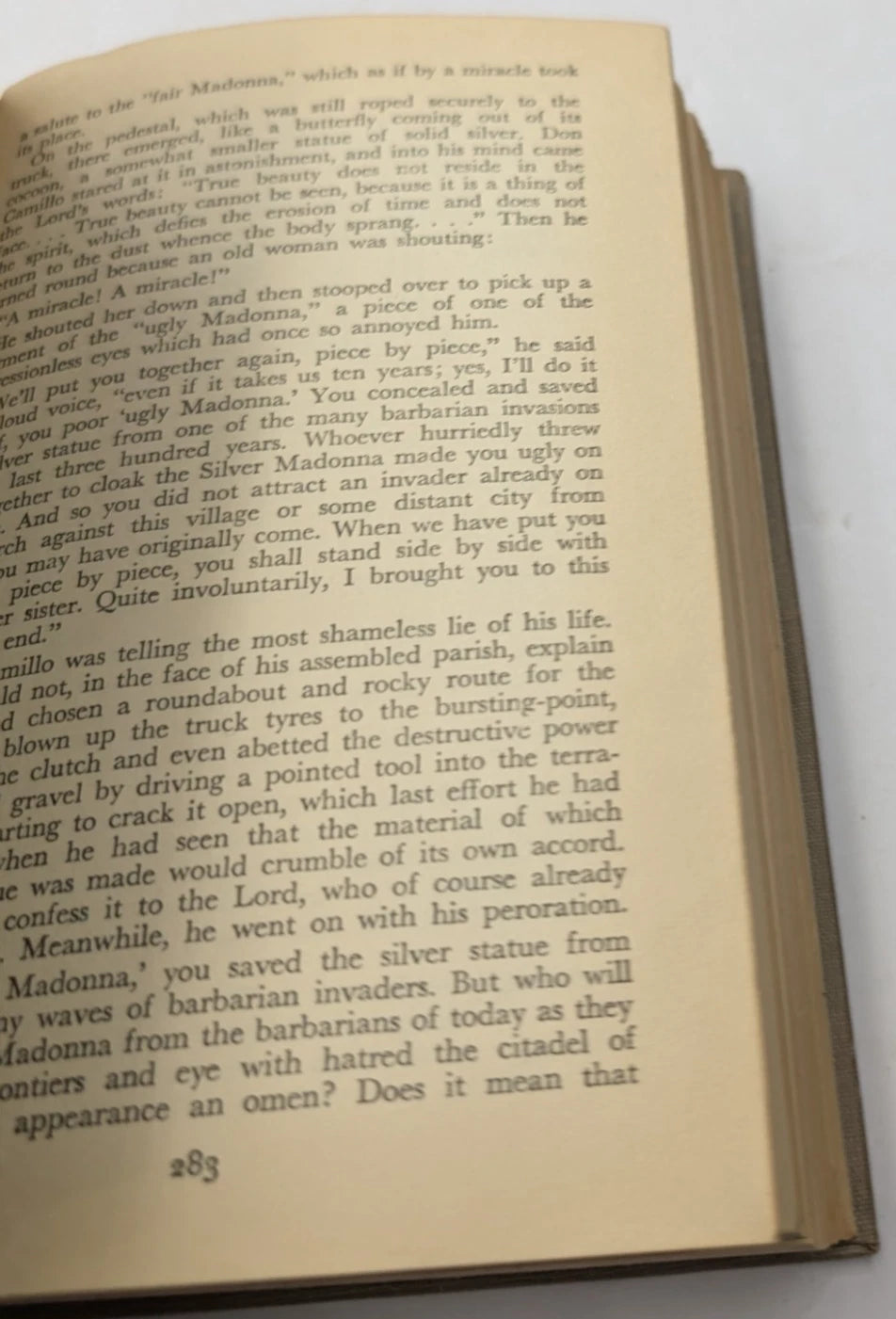 The Don Camillo Omnibus by Giovanni Guareschi, copy photograph 7 of 7
