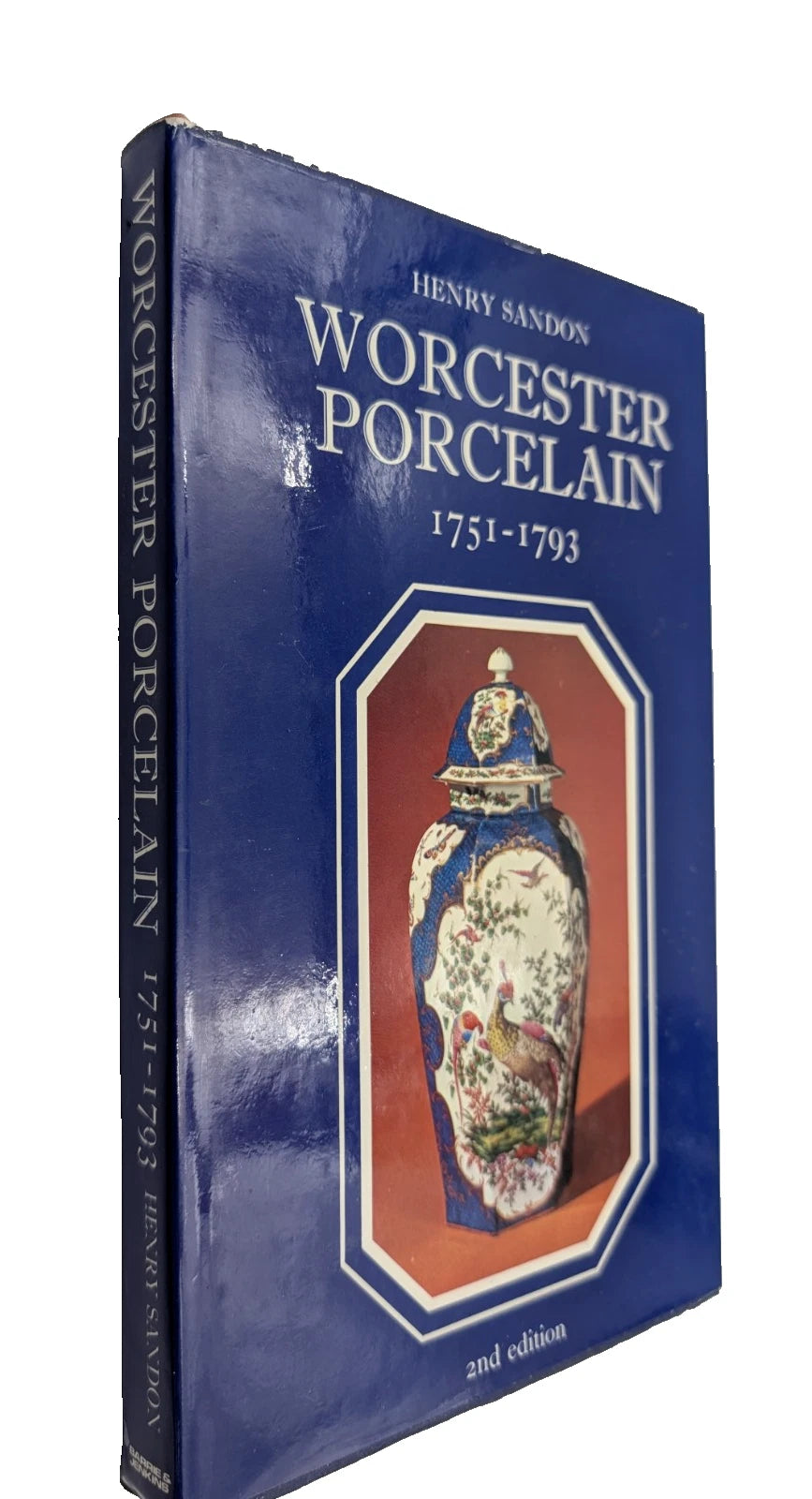Worcester Porcelain by Henry Sandon, Pearl Press photograph 1