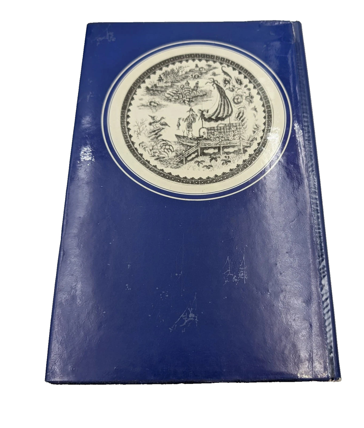 Worcester Porcelain by Henry Sandon, Pearl Press photograph 3
