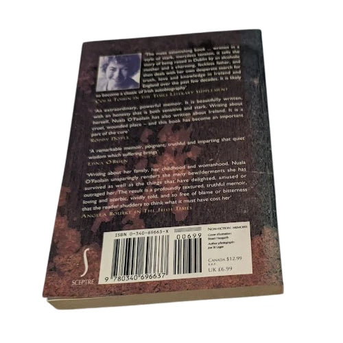 Are You Somebody Life Times Nuala OFaolain PB 1997 Memoir Biography Irish Writer, Pearl Press photograph 2