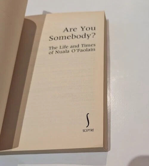 Are You Somebody Life Times Nuala OFaolain PB 1997 Memoir Biography Irish Writer, Pearl Press photograph 3