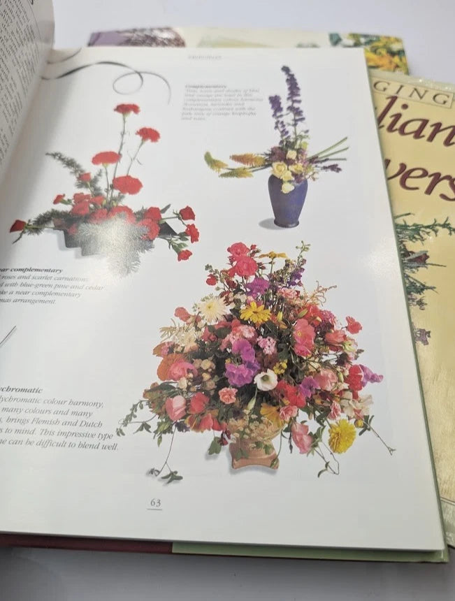 Three-book Australian wildflower and floristry bundle, Pearl Press photograph 7