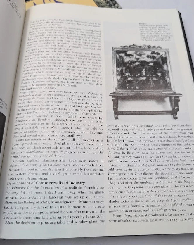 Antique glass two-book bundle, Pearl Press photograph 12