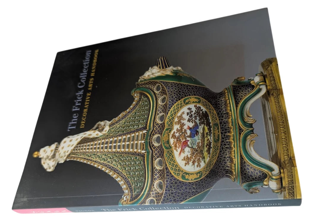The Frick Collection: Decorative Arts Handbook - photograph 3