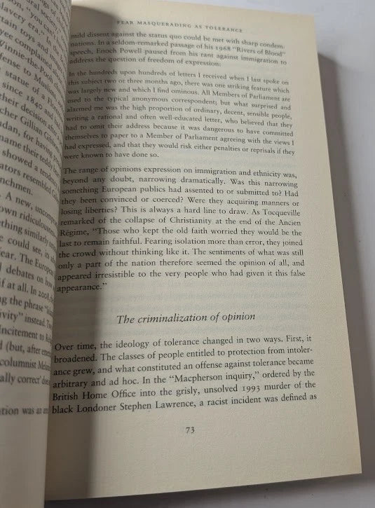 Reflections on the Revolution in Europe - photograph 8