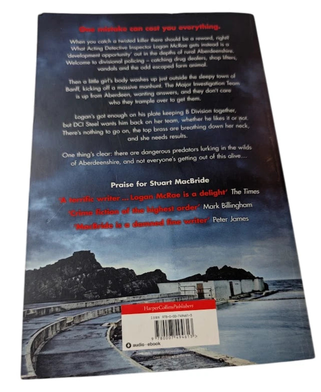 The Missing and the Dead Stuart MacBride, actual copy photograph 2