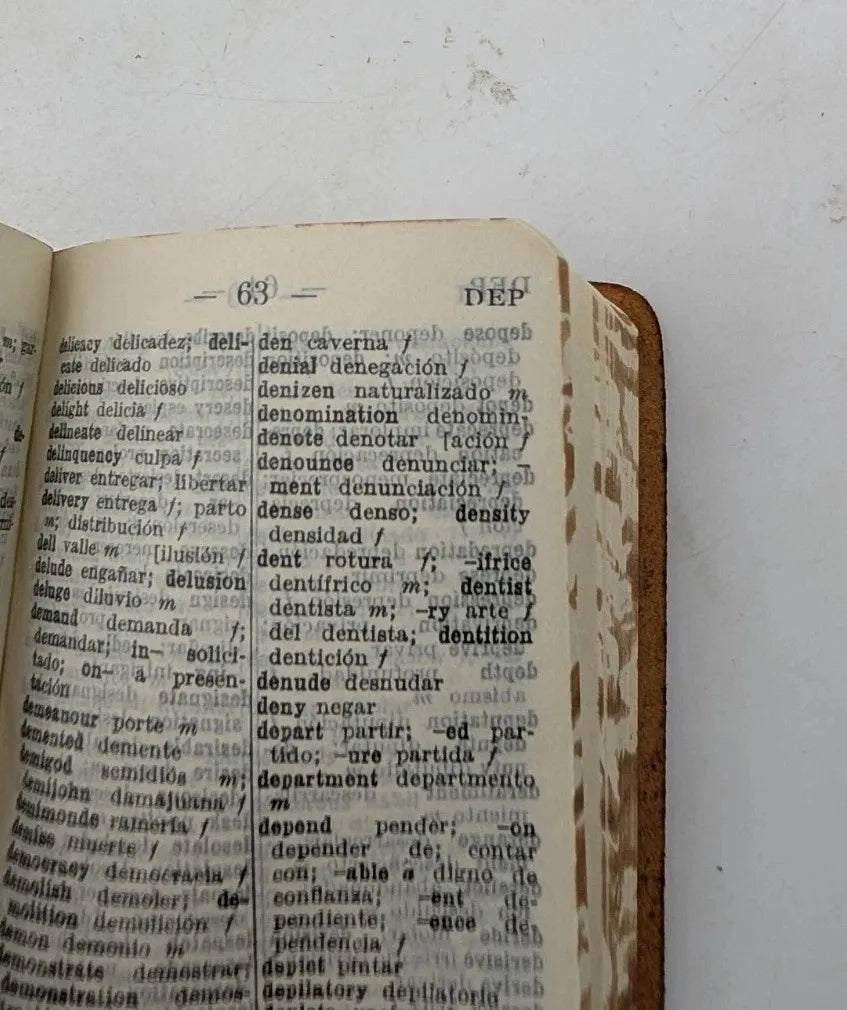 Burgess & Bowes 1940 Midget Translation Dictionaries 4 mini Books in leather case