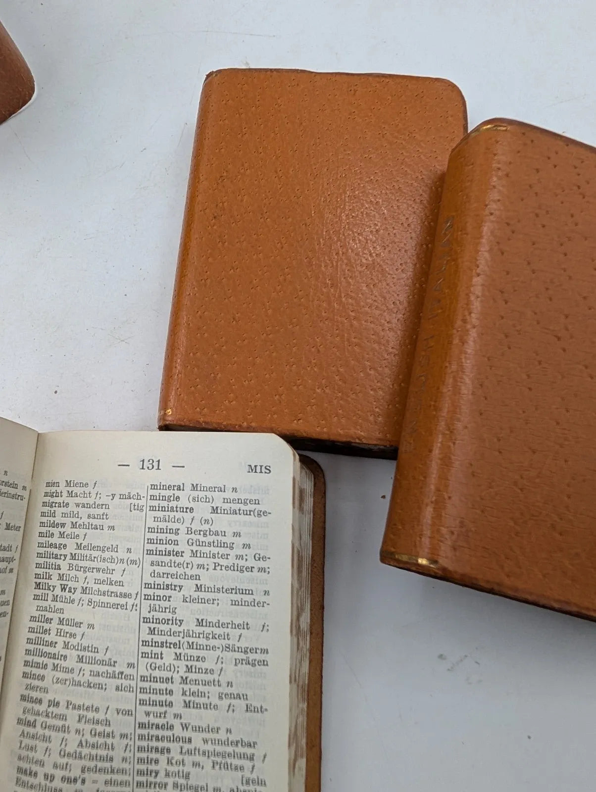 Burgess & Bowes 1940 Midget Translation Dictionaries 4 mini Books in leather case