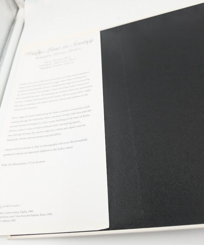 Italy: Lost in Seeing, photographs by Mimmo Jodice, exact copy, photograph 8 of 8