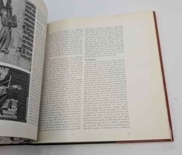 The World of Mediaeval and Renaissance Musical Instruments: original copy photograph 6