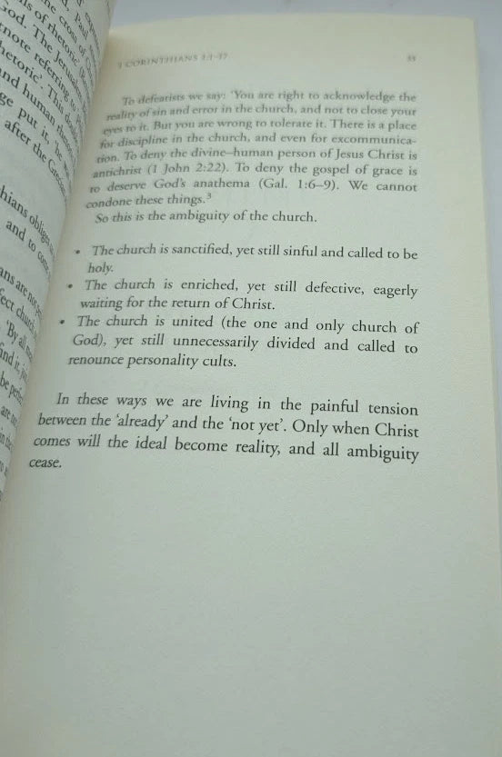 Calling Christian Leaders: Biblical Models of Church, Gospel and Ministry