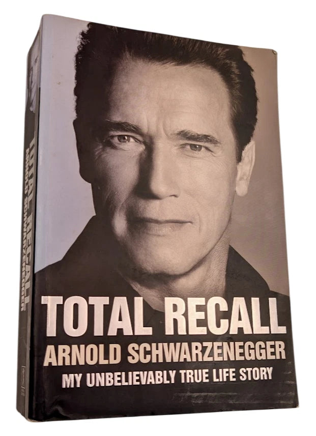 Total Recall by Arnold Schwarzenegger - front cover