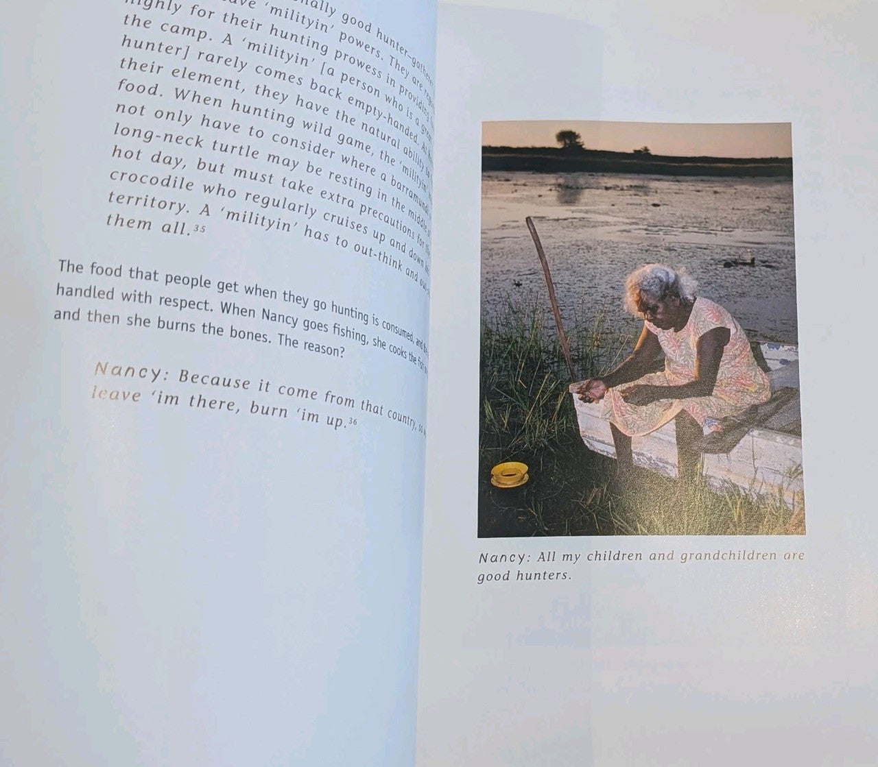 Country of the Heart: An Australian Indigenous homeland PB, 2002 Sharon D'Amico
