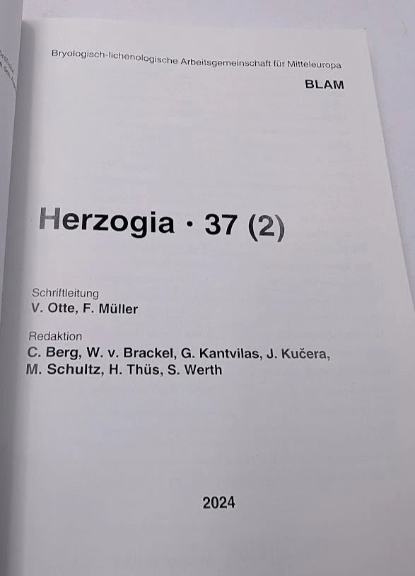 Herzogia, Vol. 37 No. 2 (December 2024), 2024 paperback, copy photograph 2