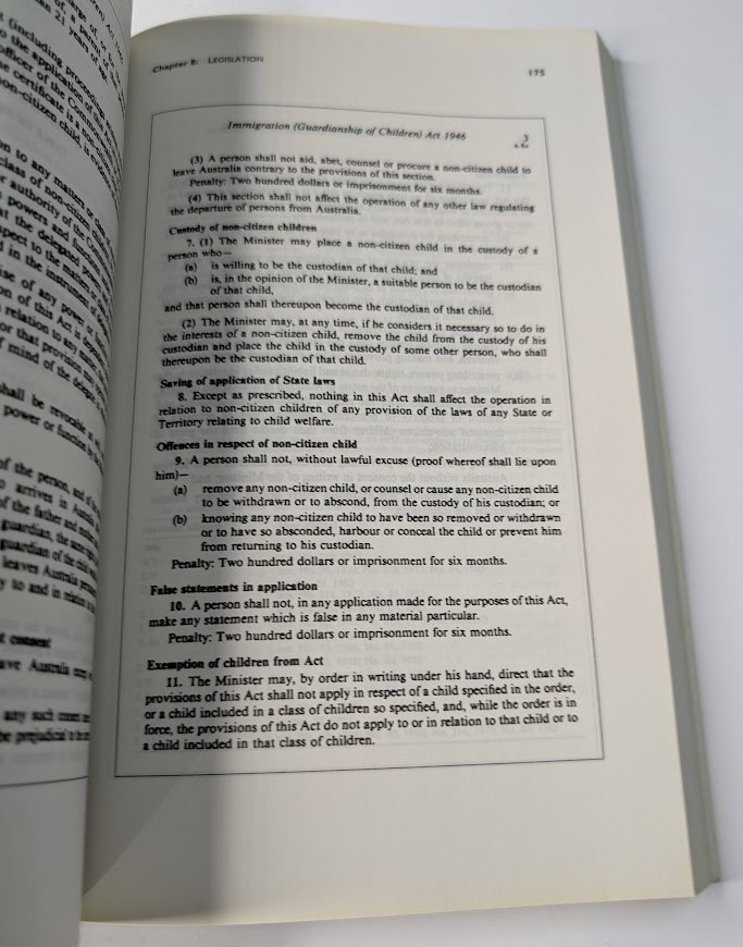 Laying Down Law by Holloway Ian Cook Catriona, Creyke Robin, Geddes Robert - book detail 6
