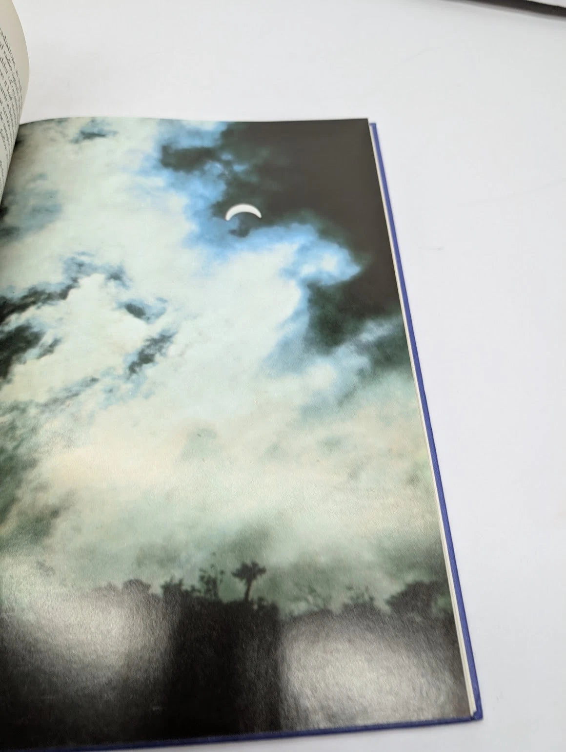 Astrology, The Celestial Mirror By Warren Kenton  HC 1974  Art over centuries