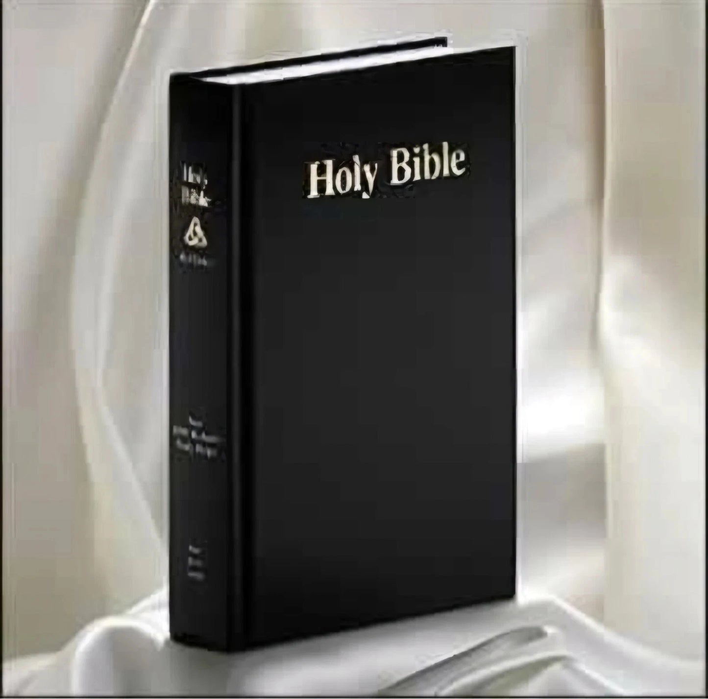 NKJV Gift Bible with Finley Helps