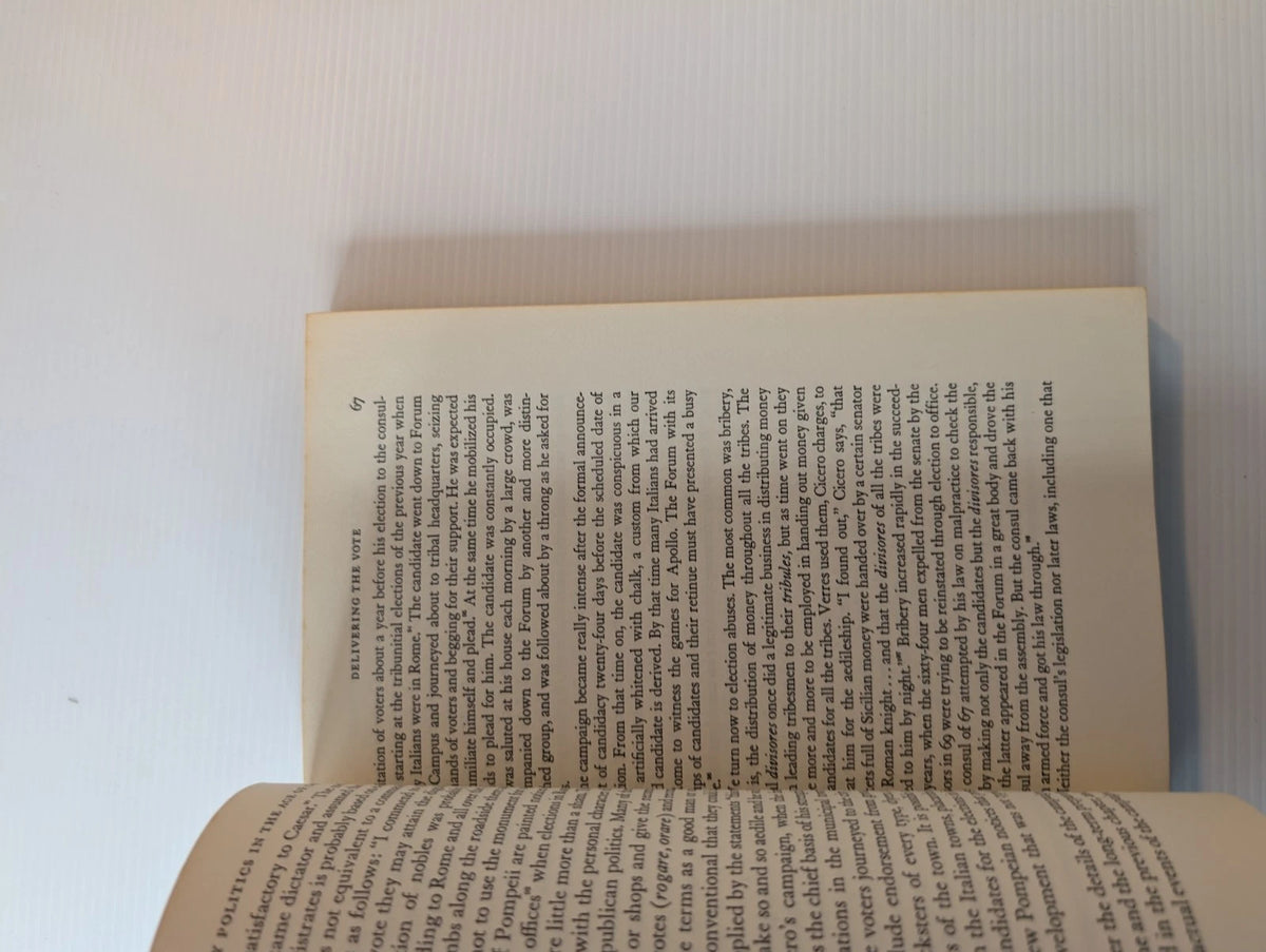 Party Politics in the Age of Caesar, actual book photo 6
