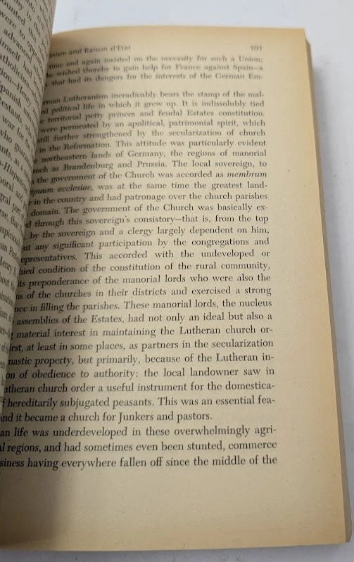The Historical Essays of Otto Hintze