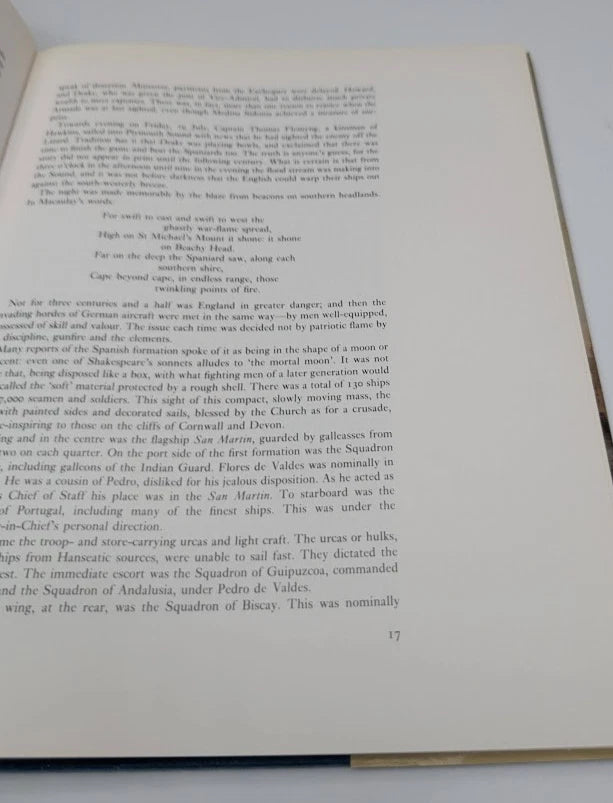 Fighting Sail: Three Hundred Years of Warfare at Sea, 1979 hardcover, copy photograph 6