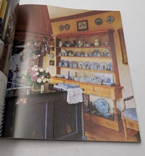 Blue & White Living, actual copy photograph 7