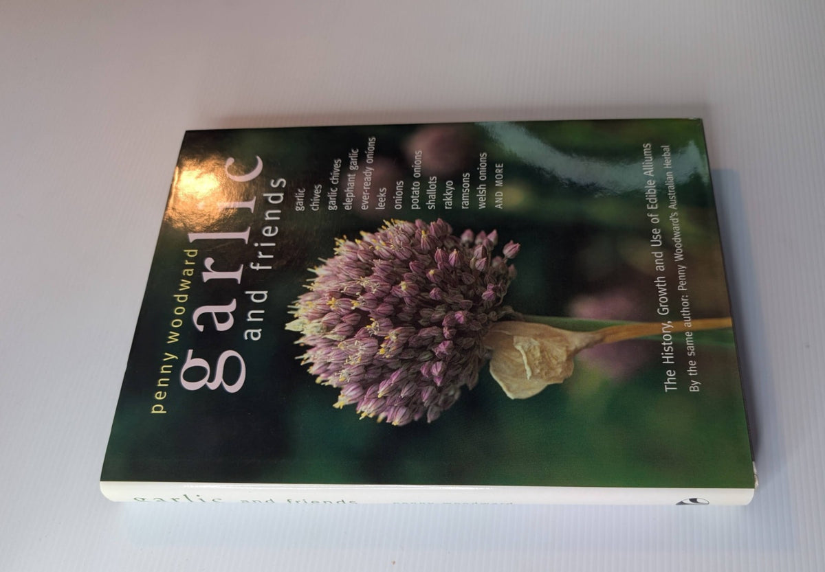 Garlic and Friends Edible Alliums by Penny Woodward - book detail 2