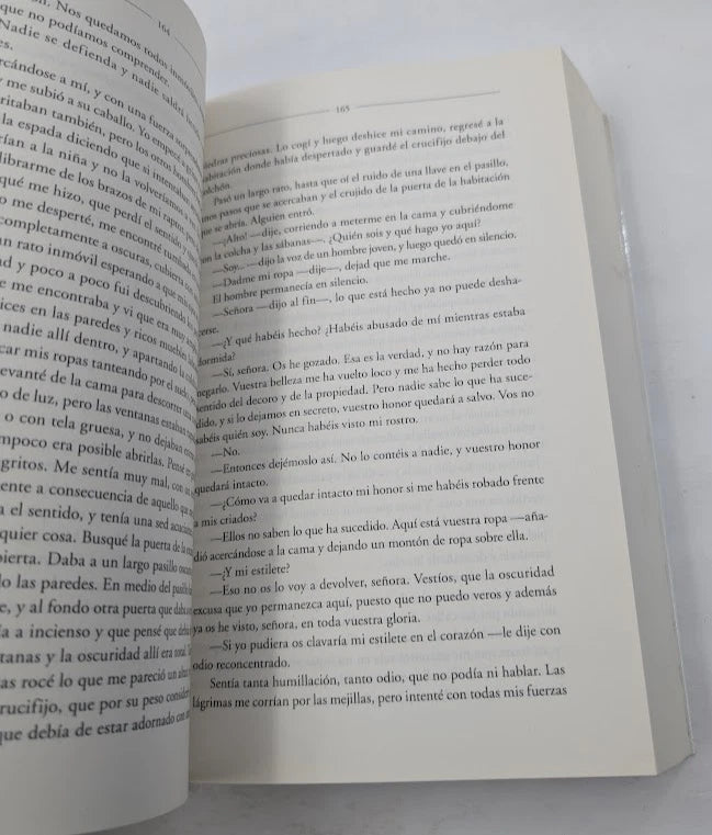 Leonís Vida de una Mujer Andrés Ibáñez PB 2023 Spanish Literary Fiction Novel photo 7