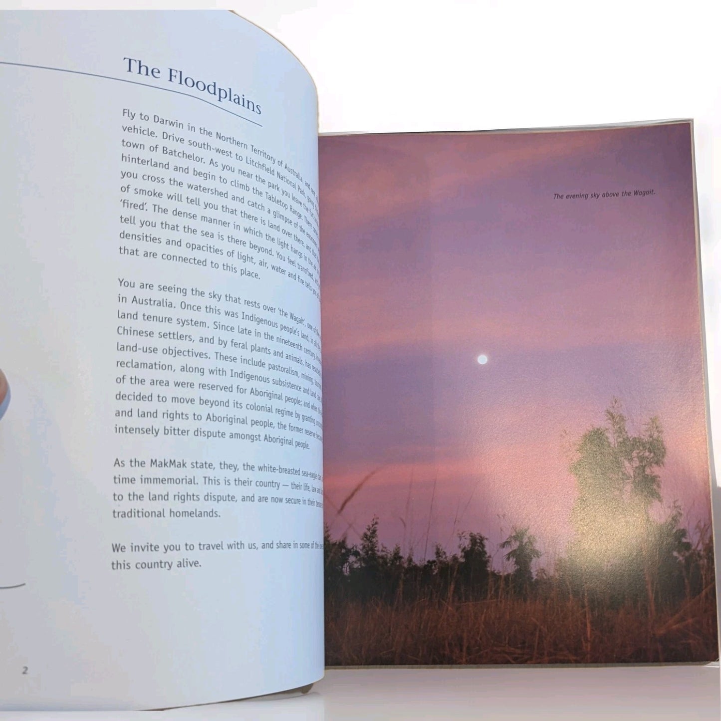 Country of the Heart: An Australian Indigenous homeland PB, 2002 Sharon D'Amico