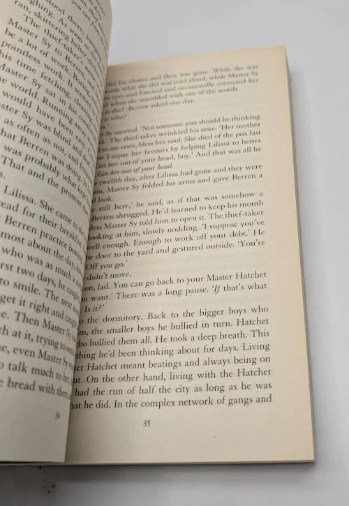 The Thief-Taker's Apprentice - actual copy, photograph 5