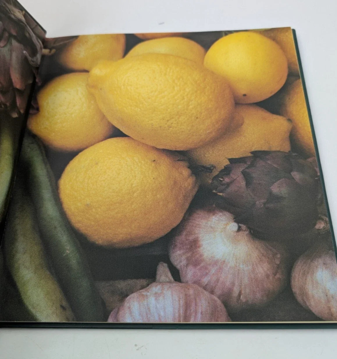 Lemons: A Country Garden Cookbook - Pearl Press photograph 3