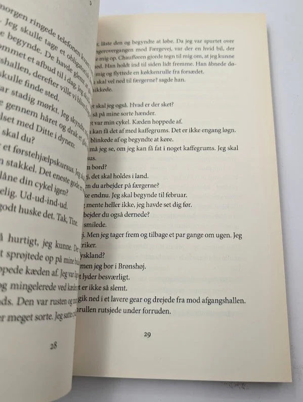 Danish edition of Rødby-Puttgarden - Pearl Press photograph 4